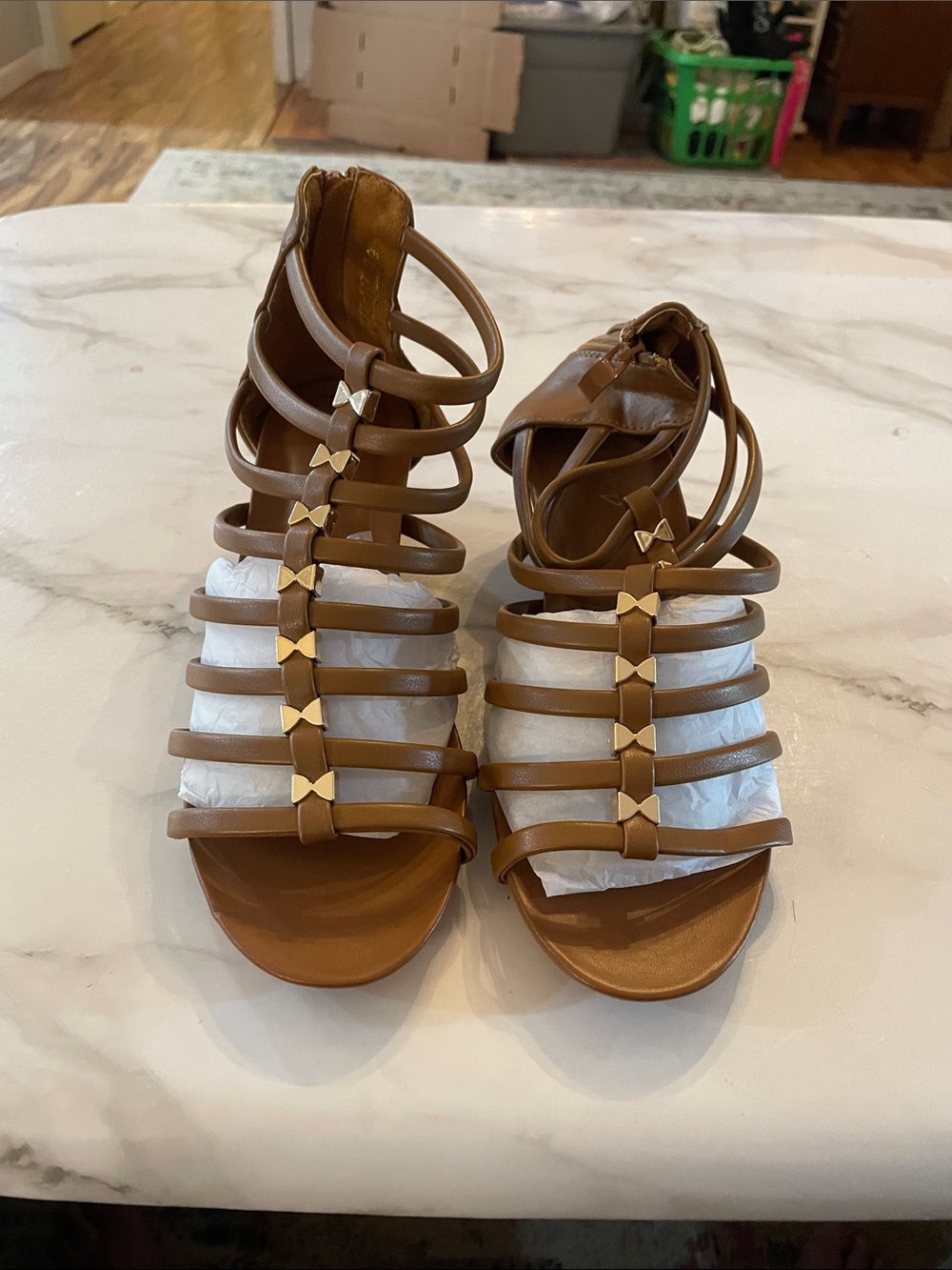 Sandals - Picture 1 of 4